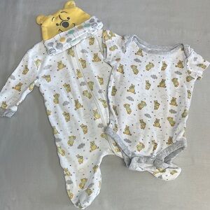 Disney - Winnie the Pooh - White and Yellow Footie, Onesie, and Hat